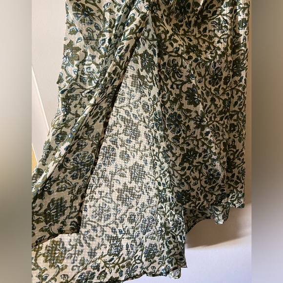 Veronica Beard floral olive green midi sized skirt size 4 - Picture 4 of 15